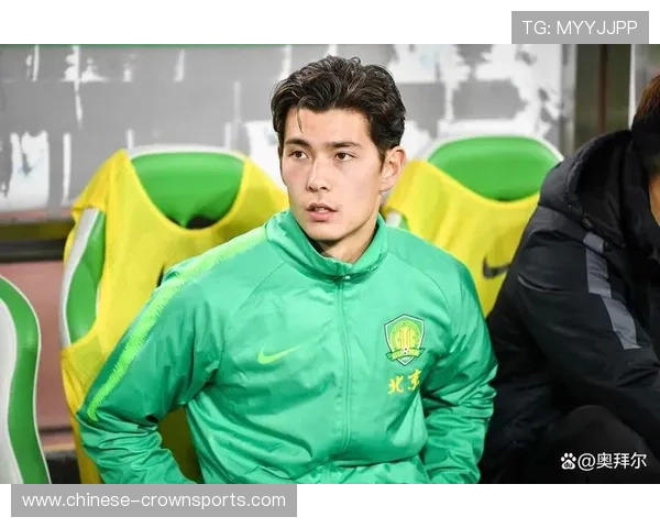 侯永永中场串联作用突出 玉昆本土核心展现组织才华